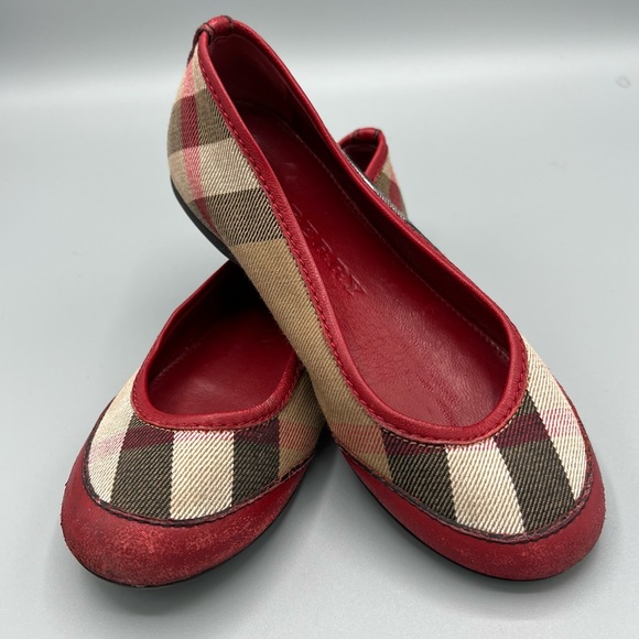 Burberry Girl's Ballerina Shoes Formal or Casual Shoes Size - Picture 1 of 15